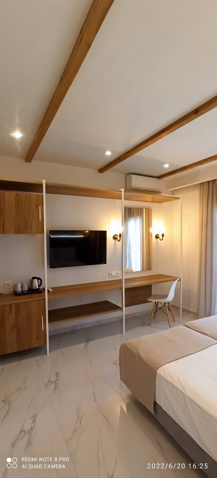 288841249_3256895351207561_1686671204690137427_n-topaz