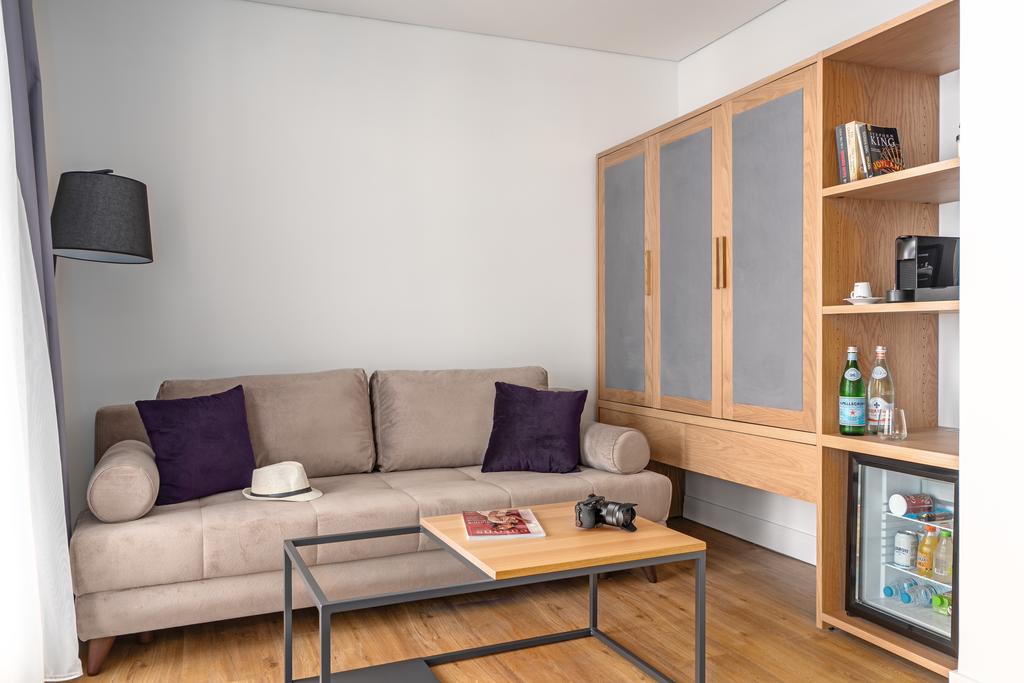 57004801_1179415875570802_917785174865870848_o