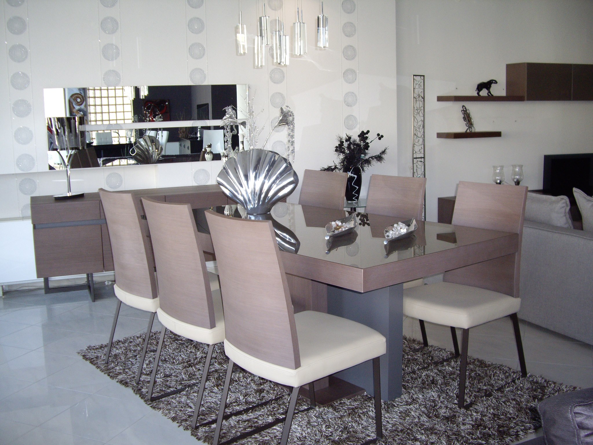 812690_113295648849502_334319753_o